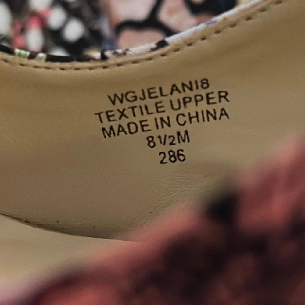 Guess Floral Animal Print Slingback Peep Toe Platform Heel Size 8.5M - EUC